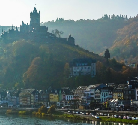 Uphill in the spa town: new water pipeline through steep slope